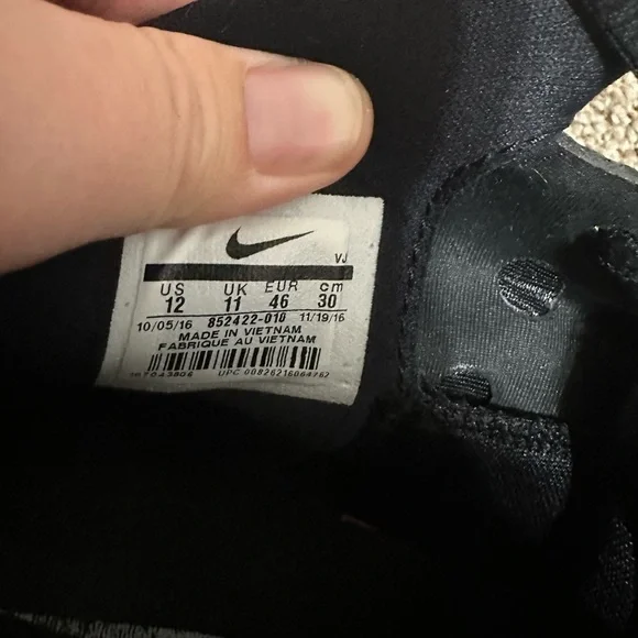 Nike zoom rev basketball shoes - Picture 10 of 11